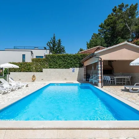 Apartment App Marina 1 *
